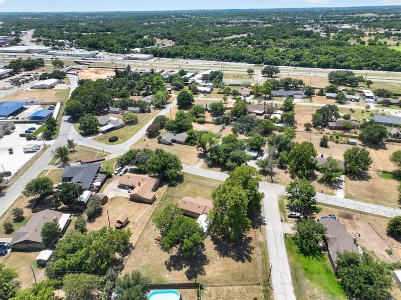 716 Kerry Lane, Azle TX 76020 - Photo 40