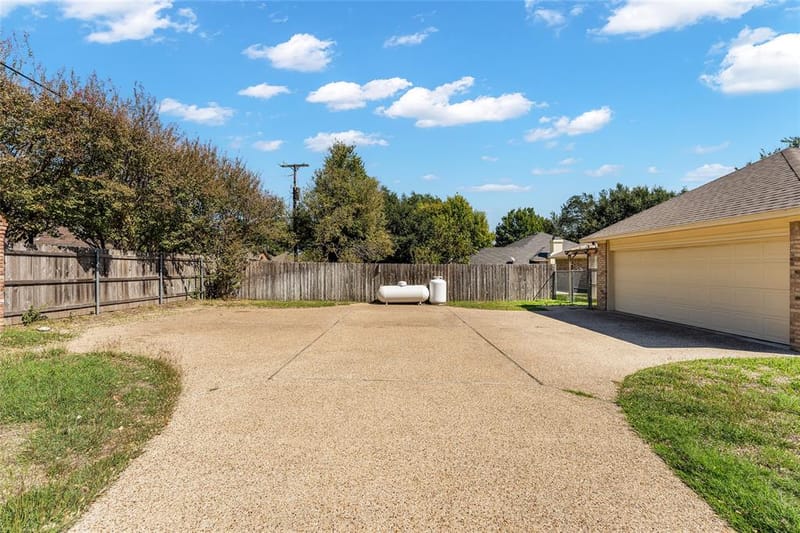 1331 Western Ridge Drive, Waco TX 76712 - Photo 40