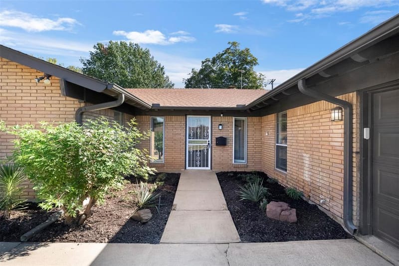 6313 Whitman Avenue, Fort Worth TX 76133 - Photo 5