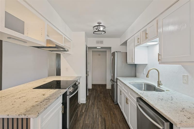 2507 Villanova Street, Arlington TX 76018 - Photo 11