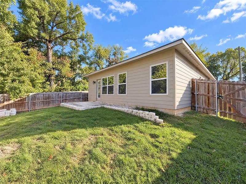 186 S Preston Street, Alvarado TX 76009 - Photo 16