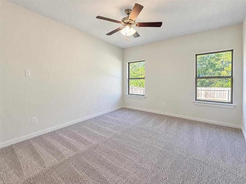 186 S Preston Street, Alvarado TX 76009 - Photo 4