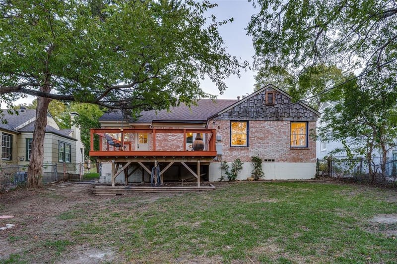 7011 Hammond Avenue, Dallas TX 75223 - Photo 34