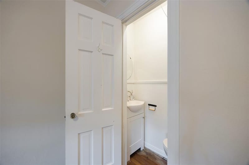 7011 Hammond Avenue, Dallas TX 75223 - Photo 19