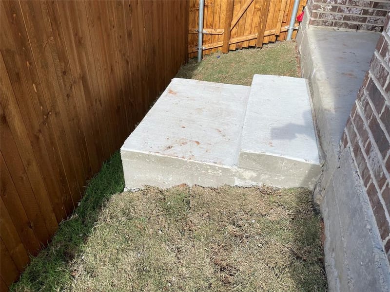 1315 DRAPER Lane, Forney TX 75126 - Photo 32