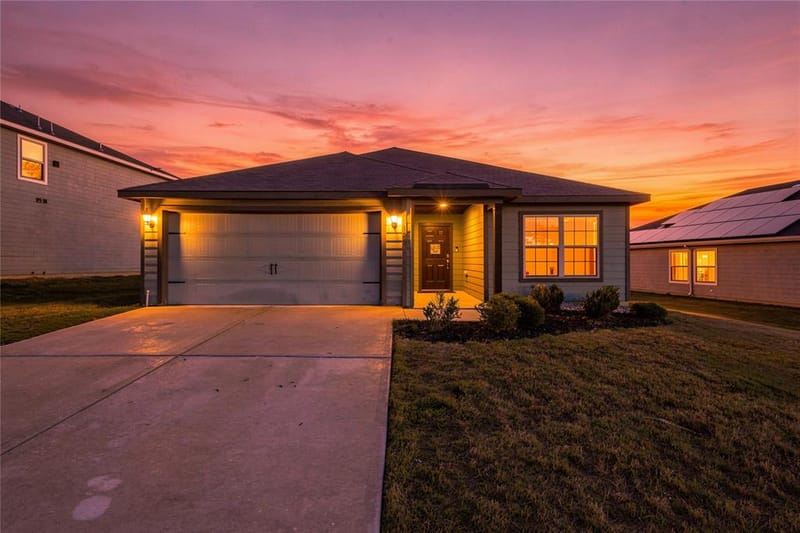 105 Clark Street, Venus TX 76084 - Photo 2