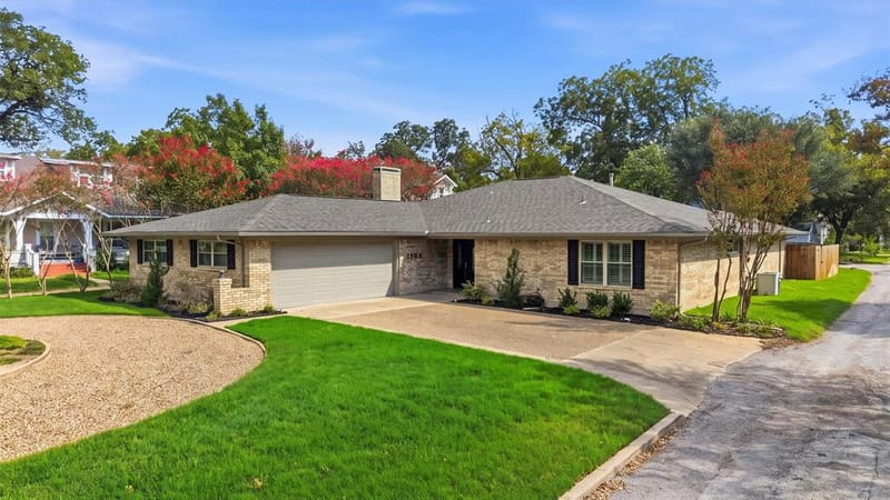 1105 N Woods Street, Sherman TX 75092 - Photo 5