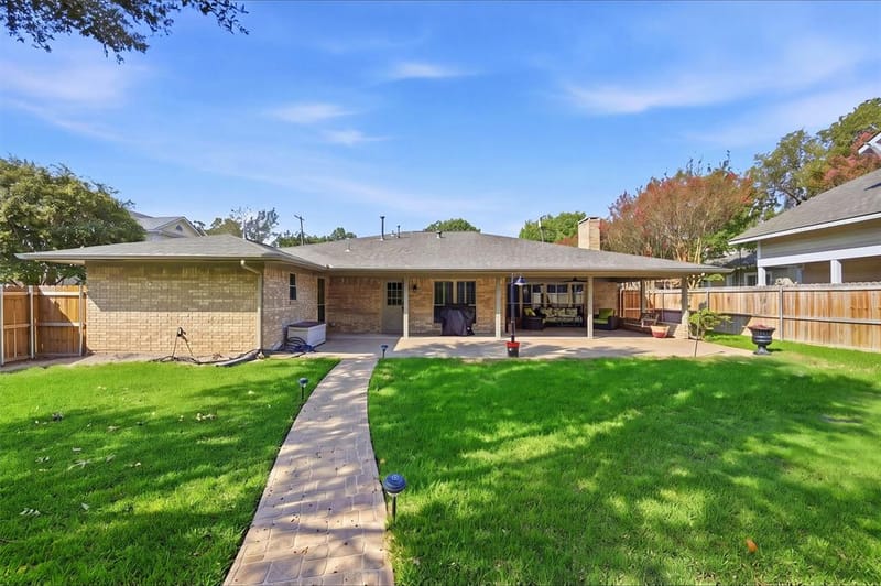 1105 N Woods Street, Sherman TX 75092 - Photo 38