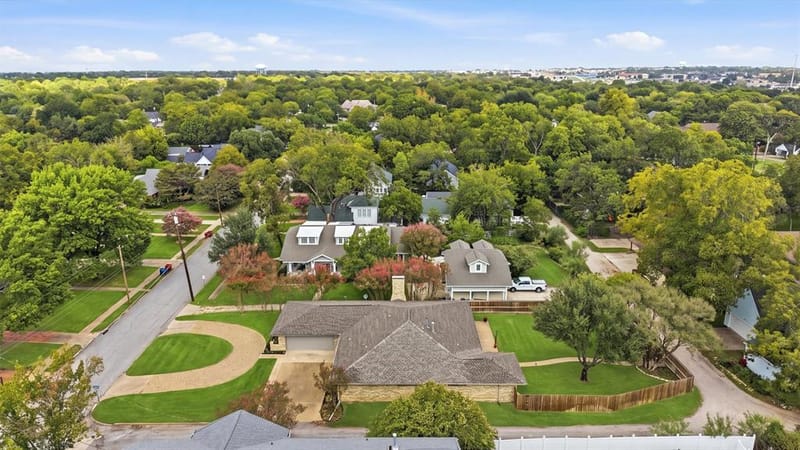 1105 N Woods Street, Sherman TX 75092 - Photo 14