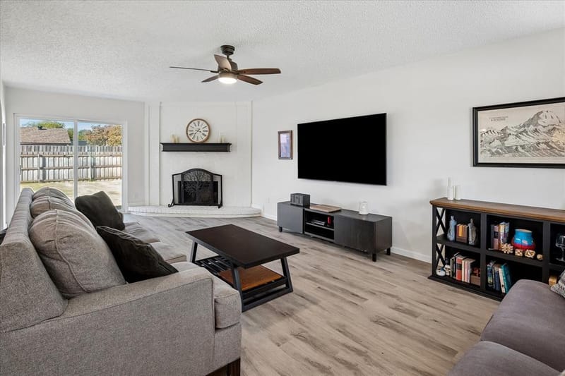 2219 Crockett Drive, Carrollton TX 75006