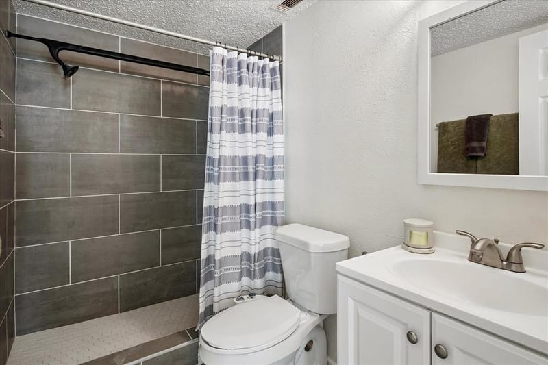 2219 Crockett Drive, Carrollton TX 75006 - Photo 10