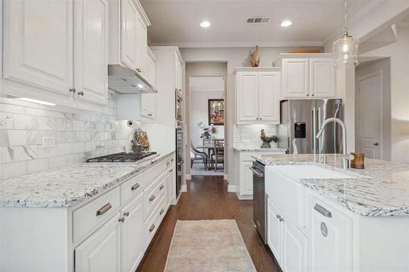 1525 Biltmore Drive, Garland TX 75040 - Photo 6