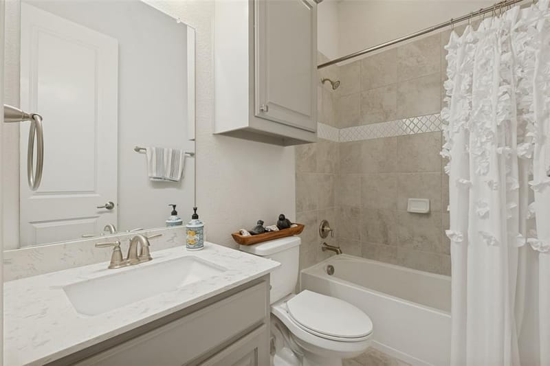 1525 Biltmore Drive, Garland TX 75040 - Photo 16