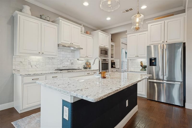 1525 Biltmore Drive, Garland TX 75040 - Photo 7