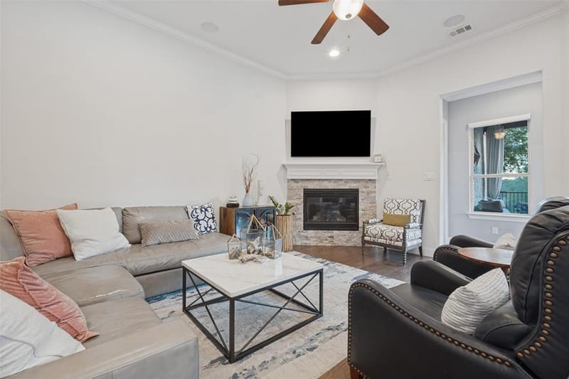 1525 Biltmore Drive, Garland TX 75040 - Photo 10