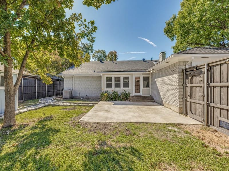 6107 Annapolis Lane, Dallas TX 75214 - Photo 25