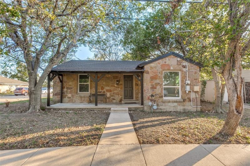 1114 10th Street, Plano TX 75074