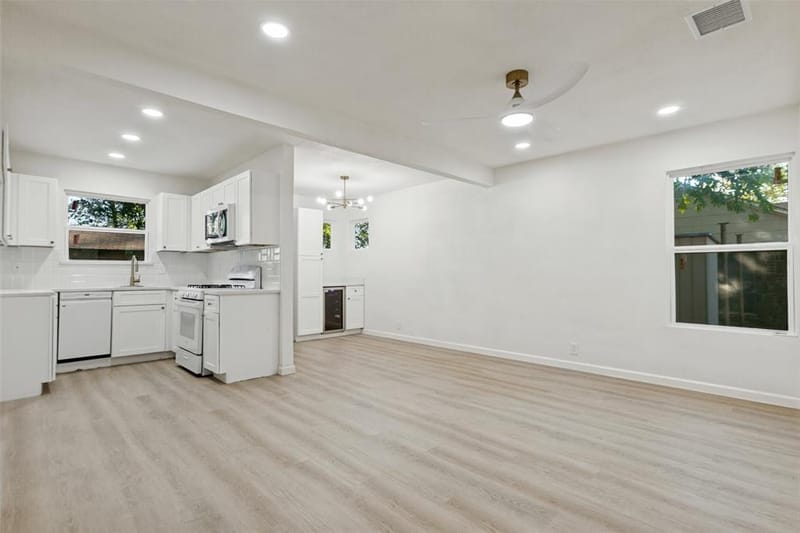 1114 10th Street, Plano TX 75074 - Photo 5