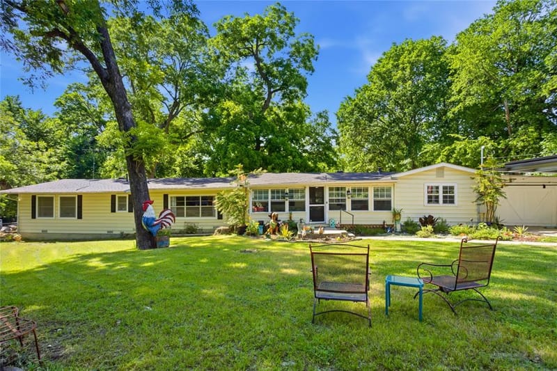 1641 Ben Davis Drive, Garland TX 75040 - Photo 3