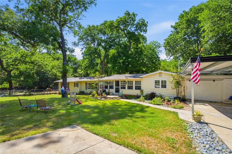 1641 Ben Davis Drive, Garland TX 75040