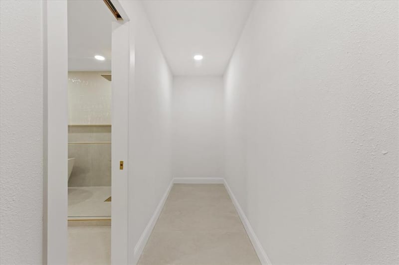6727 Southpoint Drive, Dallas TX 75248 - Photo 14