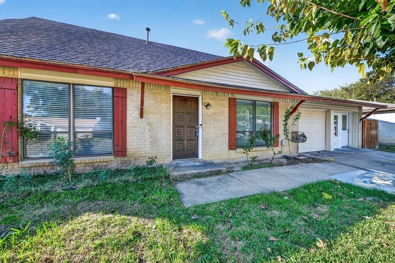 1302 Shelmar Drive, Arlington TX 76014