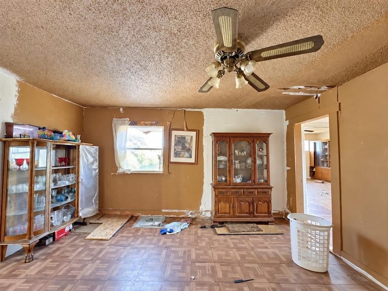 1465 Avenue Avenue E, Fort Worth TX 76104 - Photo 12