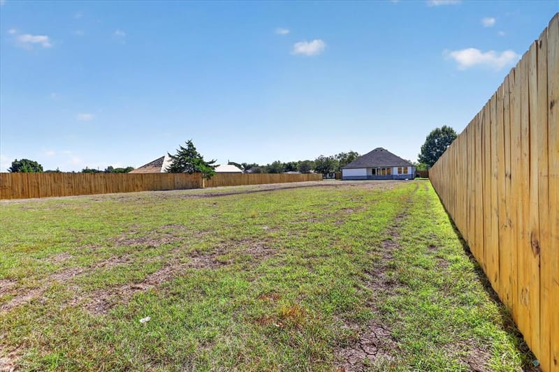 1657 Brookview Drive, Lancaster TX 75146 - Photo 35