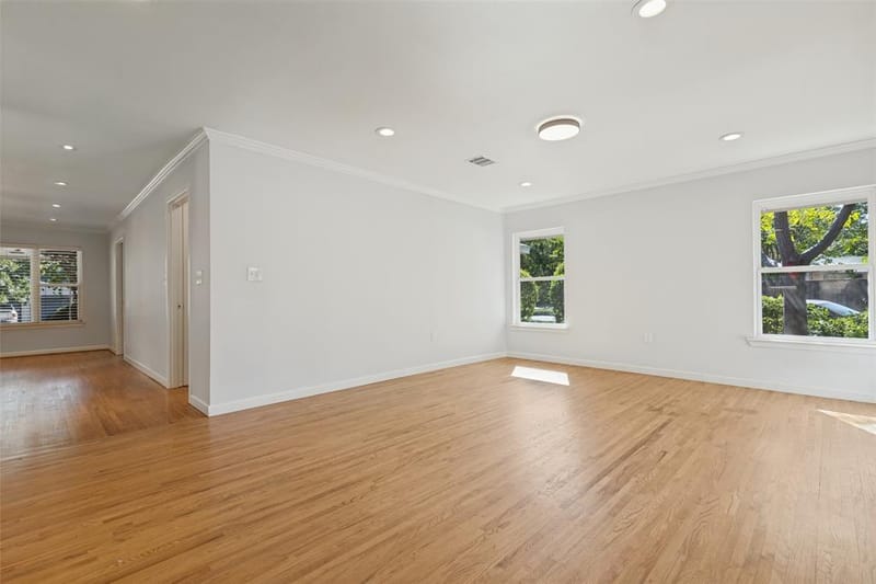 541 Woolsey Drive, Dallas TX 75224 - Photo 15