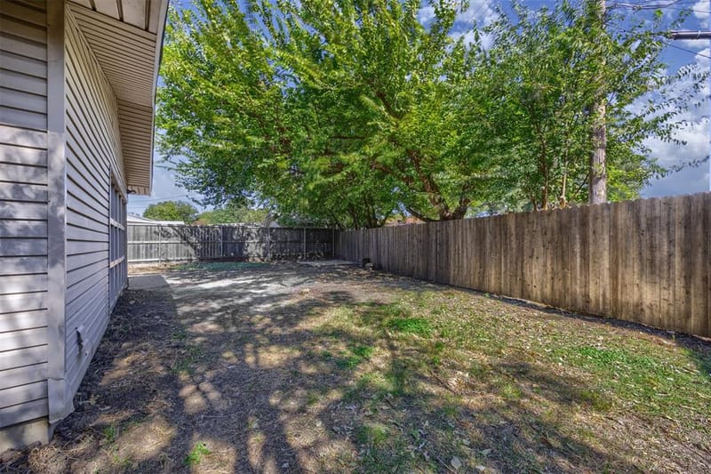 3106 Parker Street, Irving TX 75062 - Photo 27