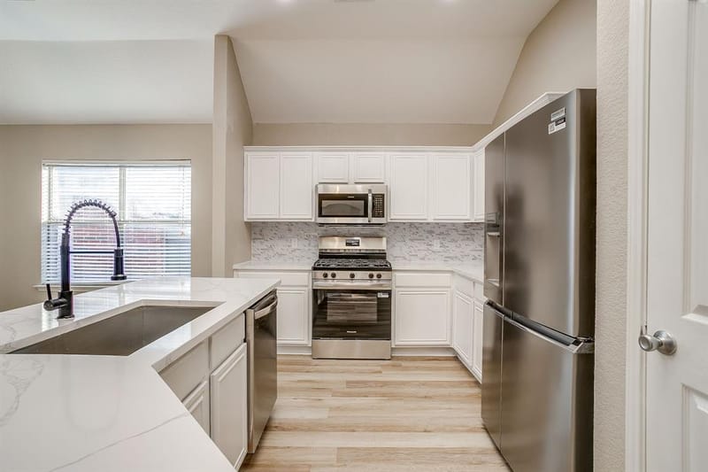 10708 Highland Ridge Road, Fort Worth TX 76108 - Photo 11