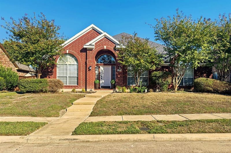 2502 Dove Creek Drive, Rowlett TX 75088