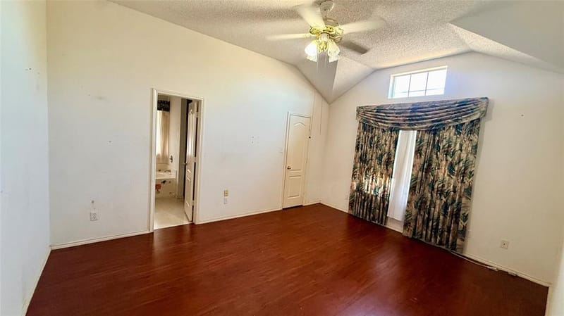 6200 Pierce Arrow Drive, Arlington TX 76001 - Photo 7