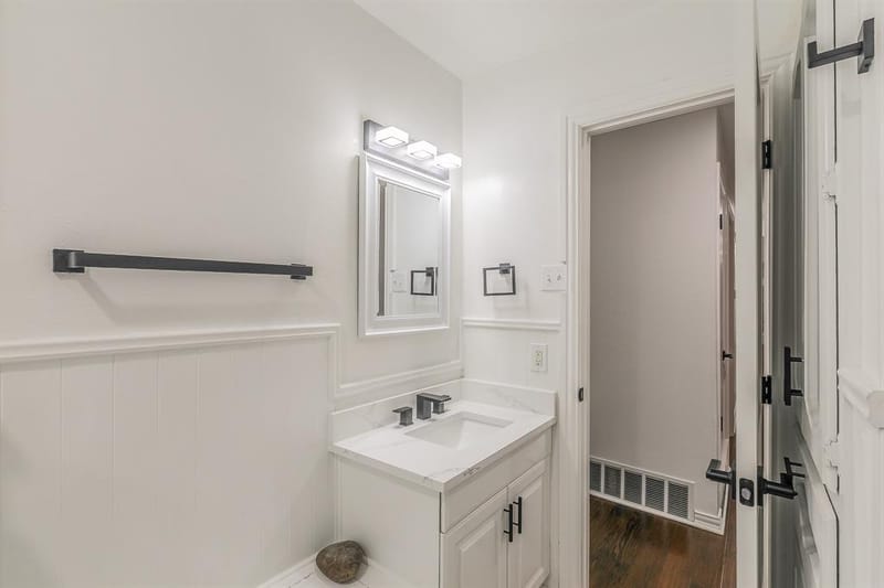 8559 S Mediterranean Circle, Dallas TX 75238 - Photo 22