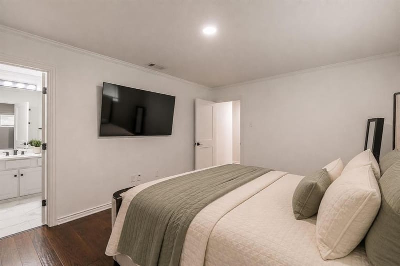8559 S Mediterranean Circle, Dallas TX 75238 - Photo 28