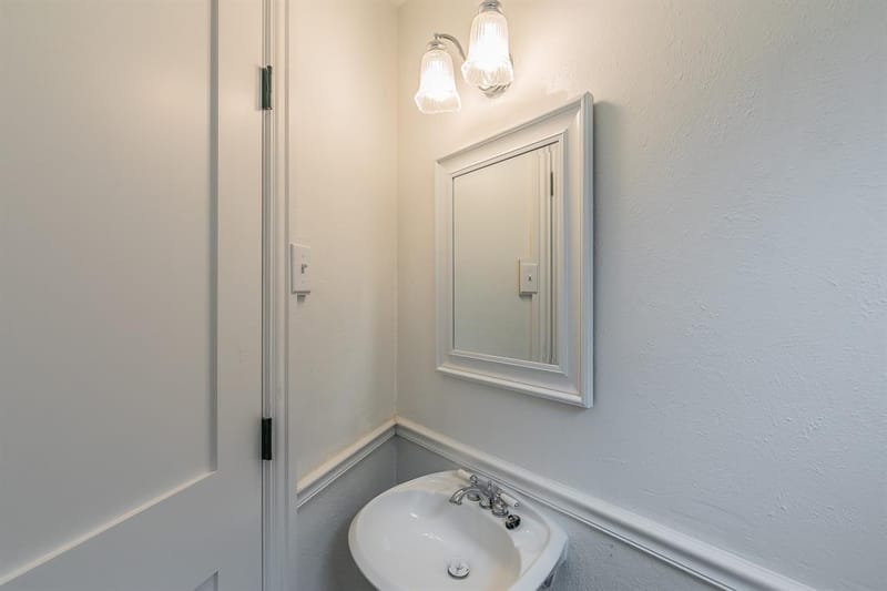 8559 S Mediterranean Circle, Dallas TX 75238 - Photo 15