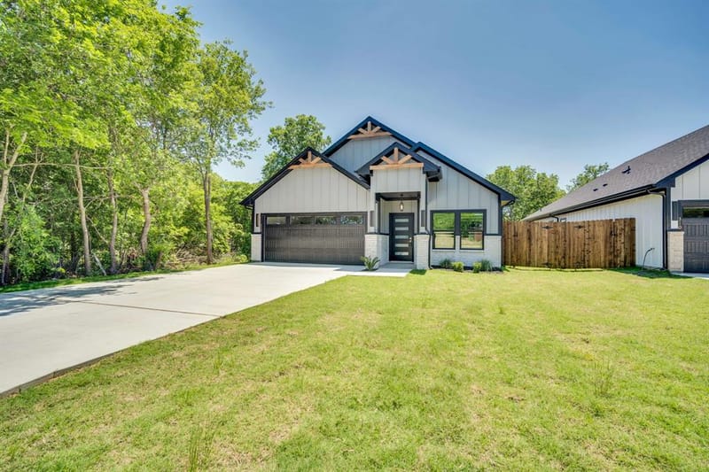312 Matthew Street, Hillsboro TX 76645 - Photo 5