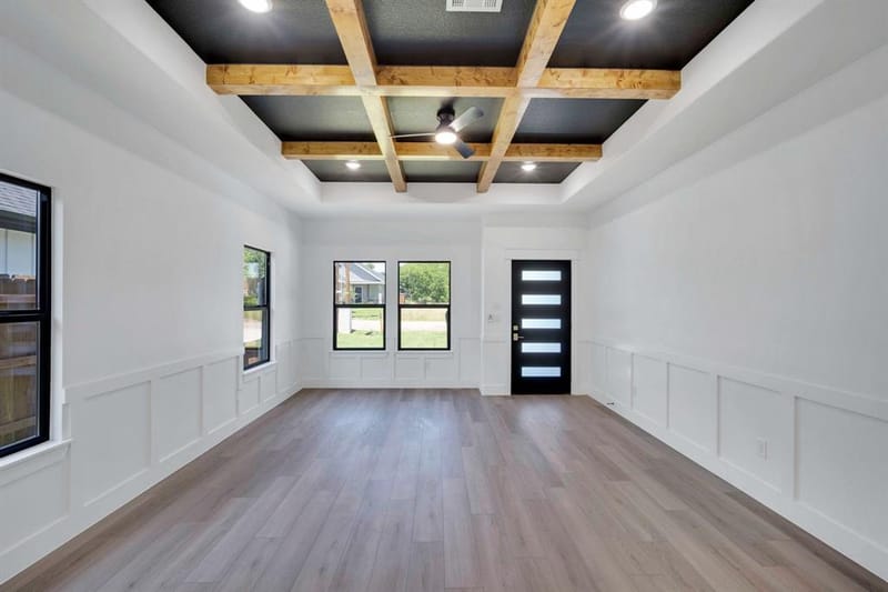 312 Matthew Street, Hillsboro TX 76645 - Photo 8
