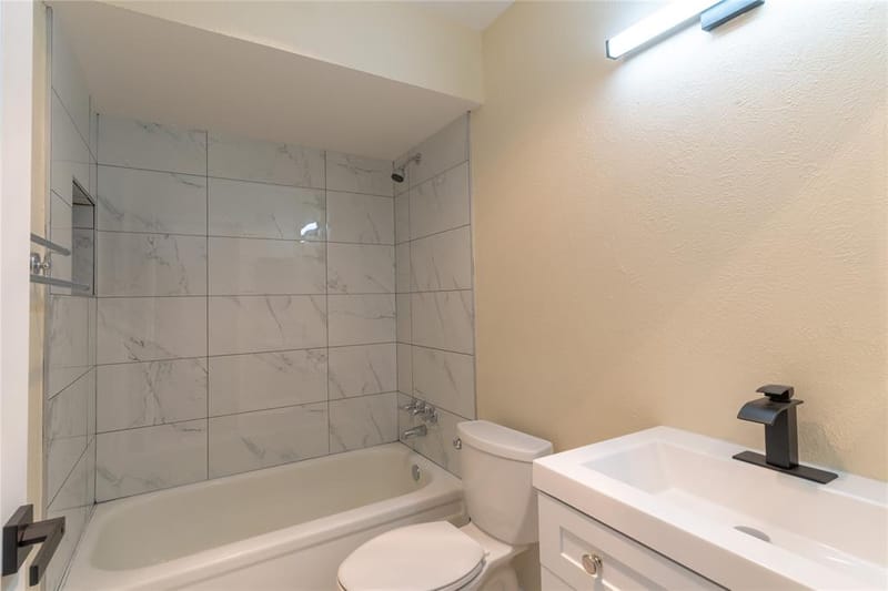 3409 Brook Glen Drive, Garland TX 75044 - Photo 24