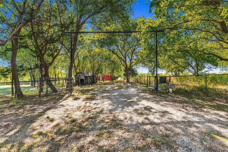 211 Hunter Pass, Waxahachie TX 75165 - Photo 29