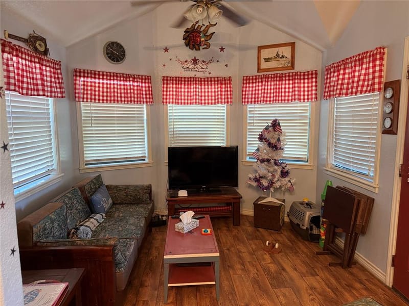 187 County Road 1806, Clifton TX 76634 - Photo 9