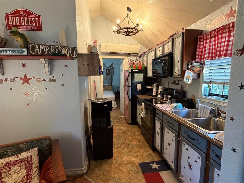 187 County Road 1806, Clifton TX 76634 - Photo 14
