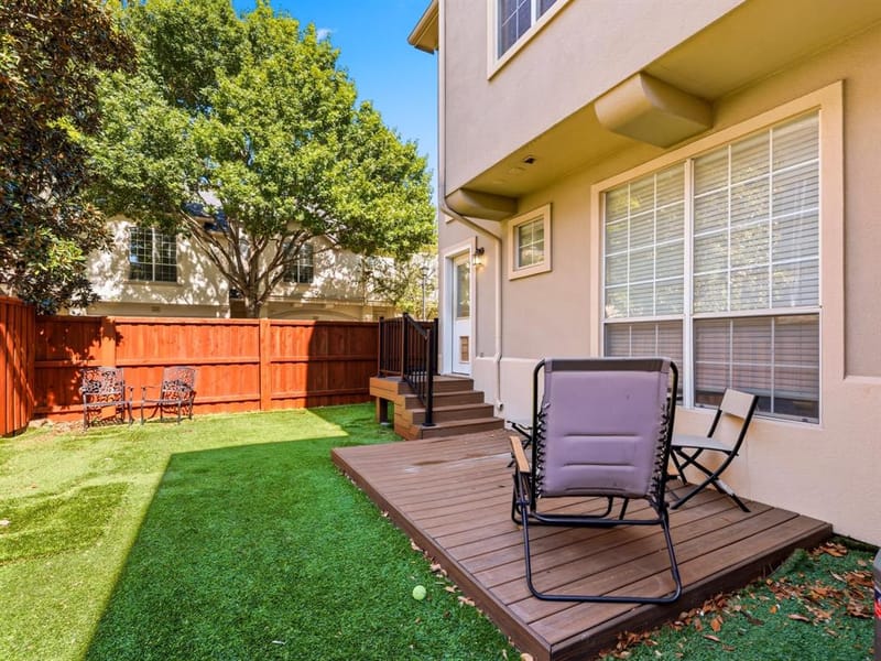 14567 Juliard Lane, Addison TX 75001 - Photo 28
