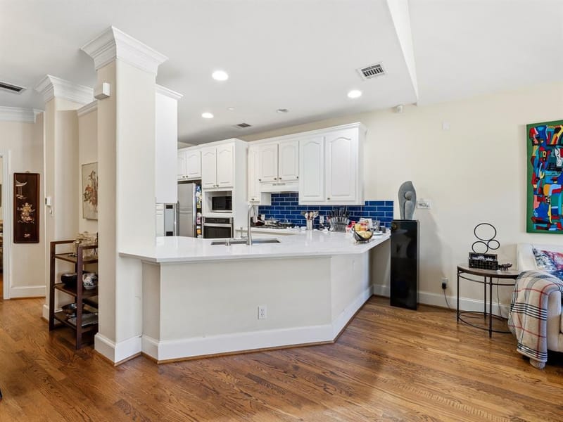 14567 Juliard Lane, Addison TX 75001 - Photo 10