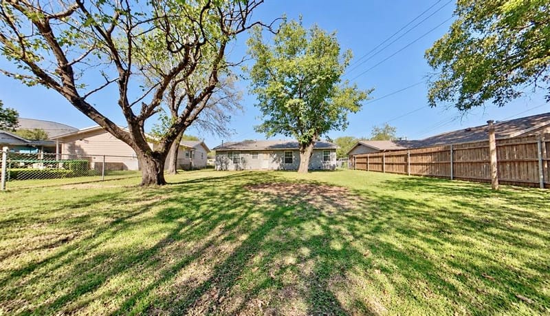 8829 Easley Street, White Settlement TX 76108 - Photo 11
