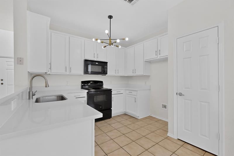 9325 Masse Court, Aubrey TX 76227 - Photo 10