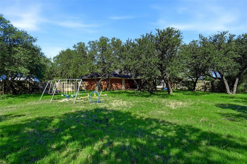 1556 Woodbee Court, Azle TX 76020 - Photo 15