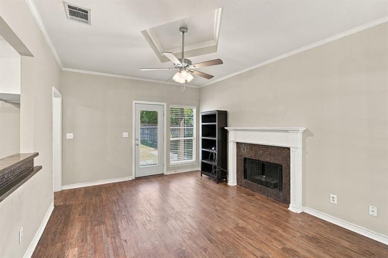806 Oak Drive, Ennis TX 75119 - Photo 7