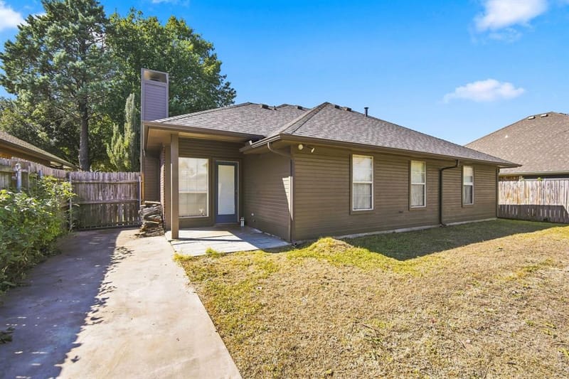 806 Oak Drive, Ennis TX 75119 - Photo 24