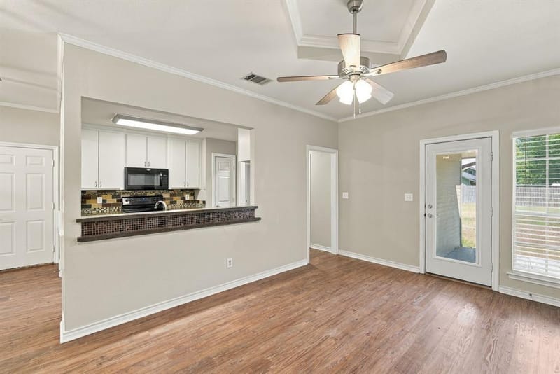 806 Oak Drive, Ennis TX 75119 - Photo 8
